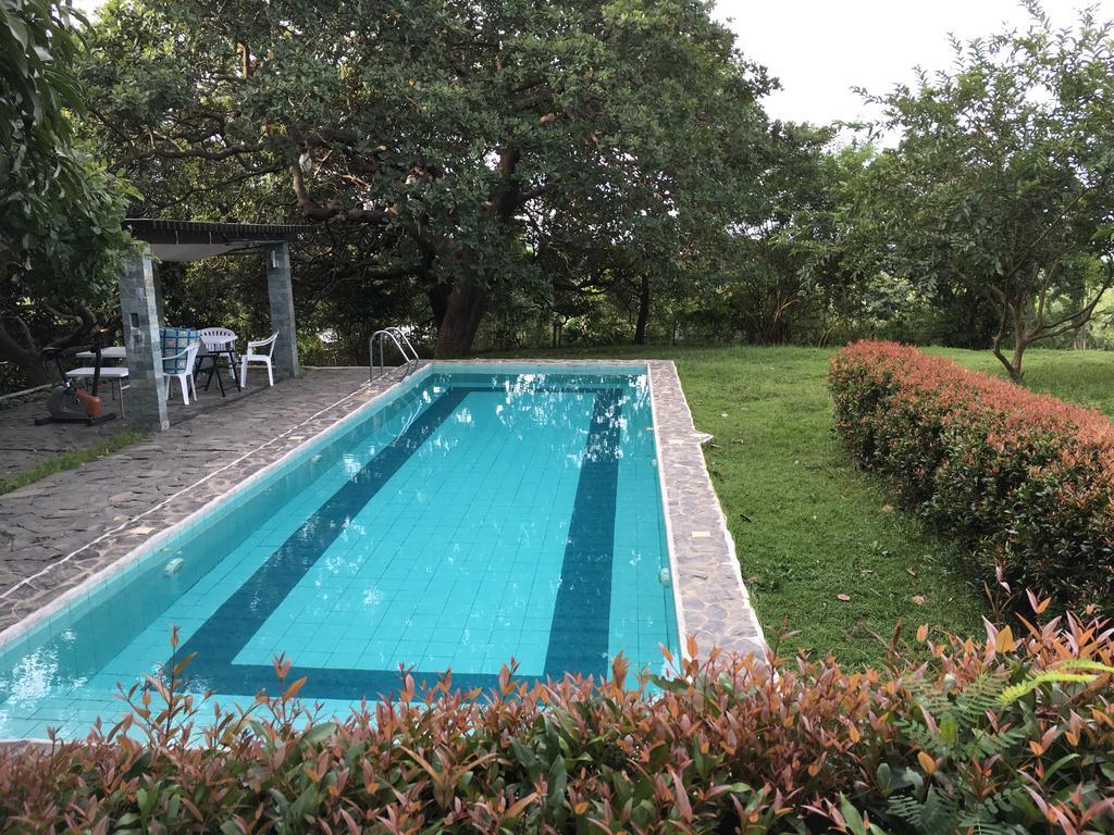 Native House With Beautiful Pool Vila Bagac Exterior foto